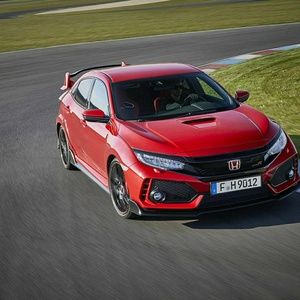 Meet your Posher, Ashly